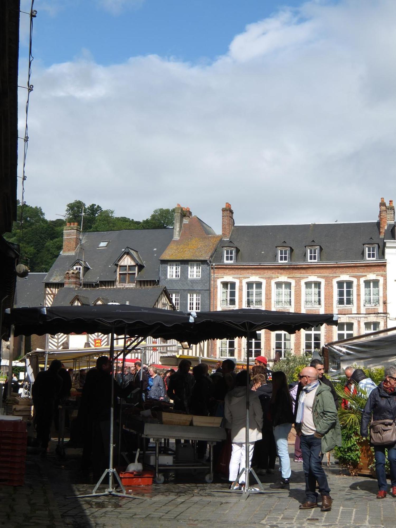 Mansion Victorine Apartment Honfleur Exterior photo